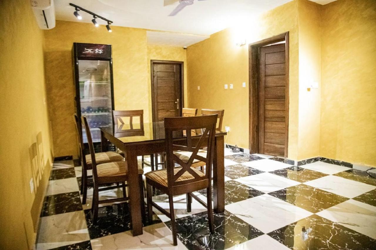 Bays Boutique Apartment Аккра Экстерьер фото
