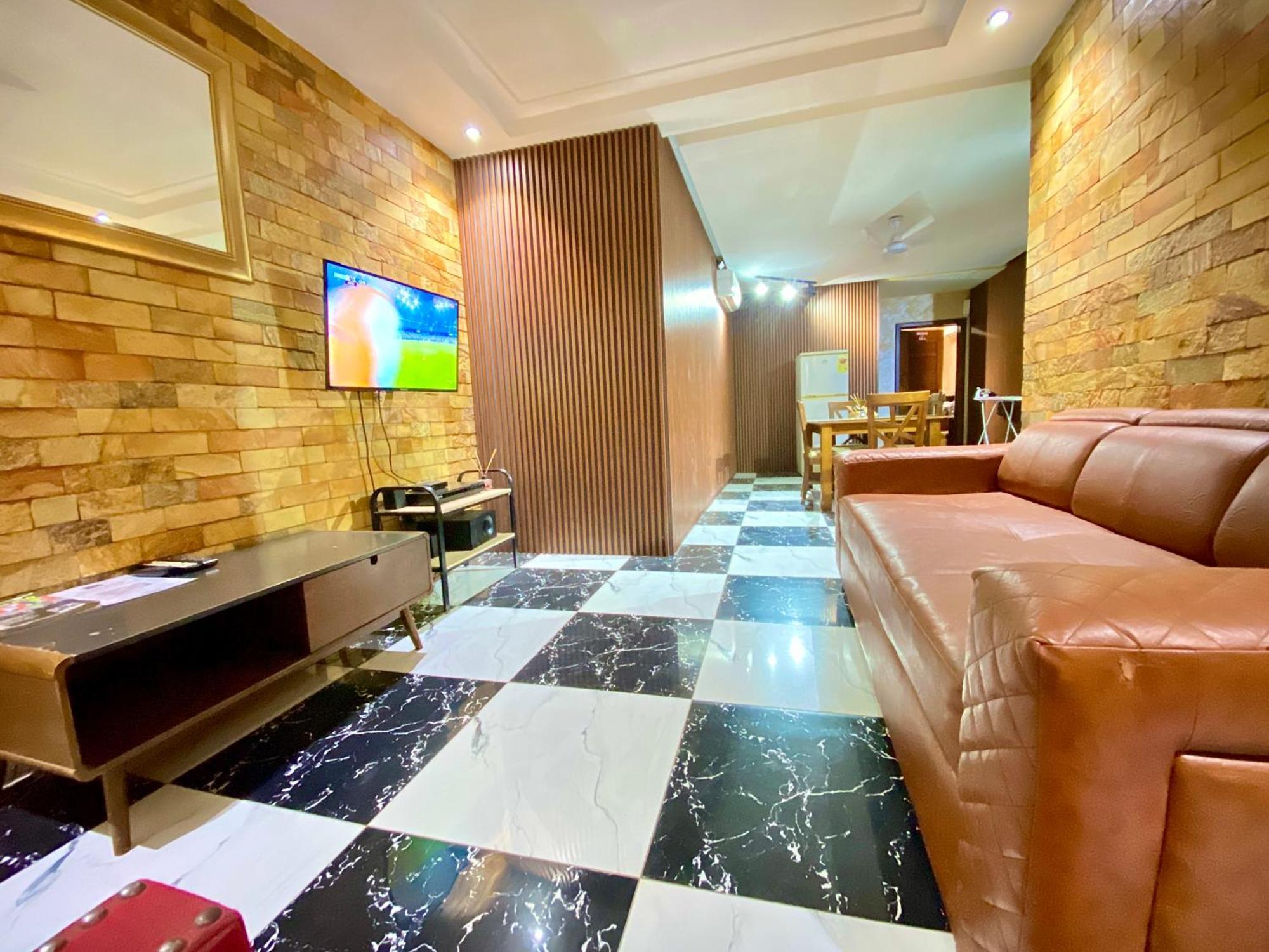 Bays Boutique Apartment Аккра Экстерьер фото