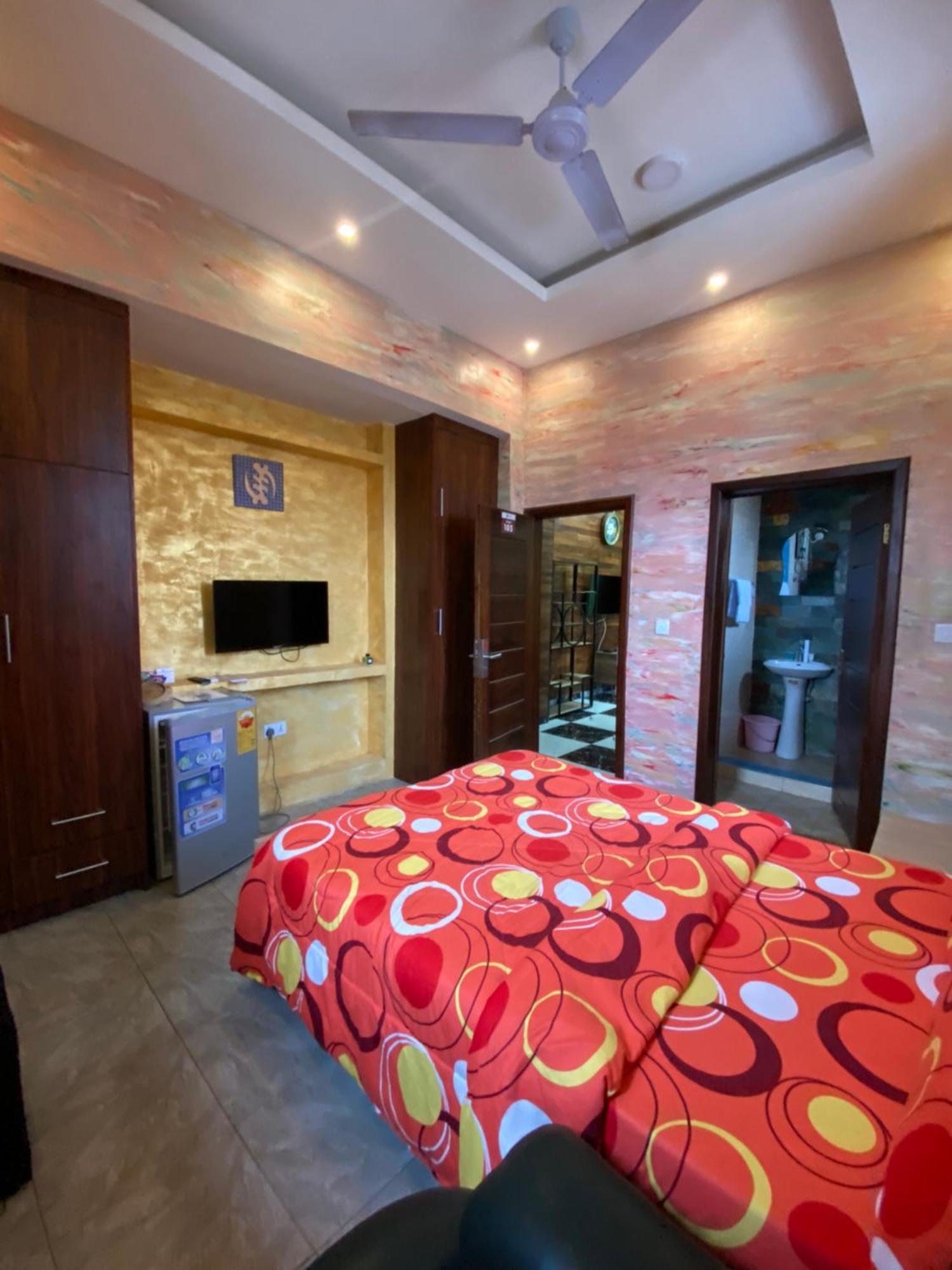 Bays Boutique Apartment Аккра Экстерьер фото